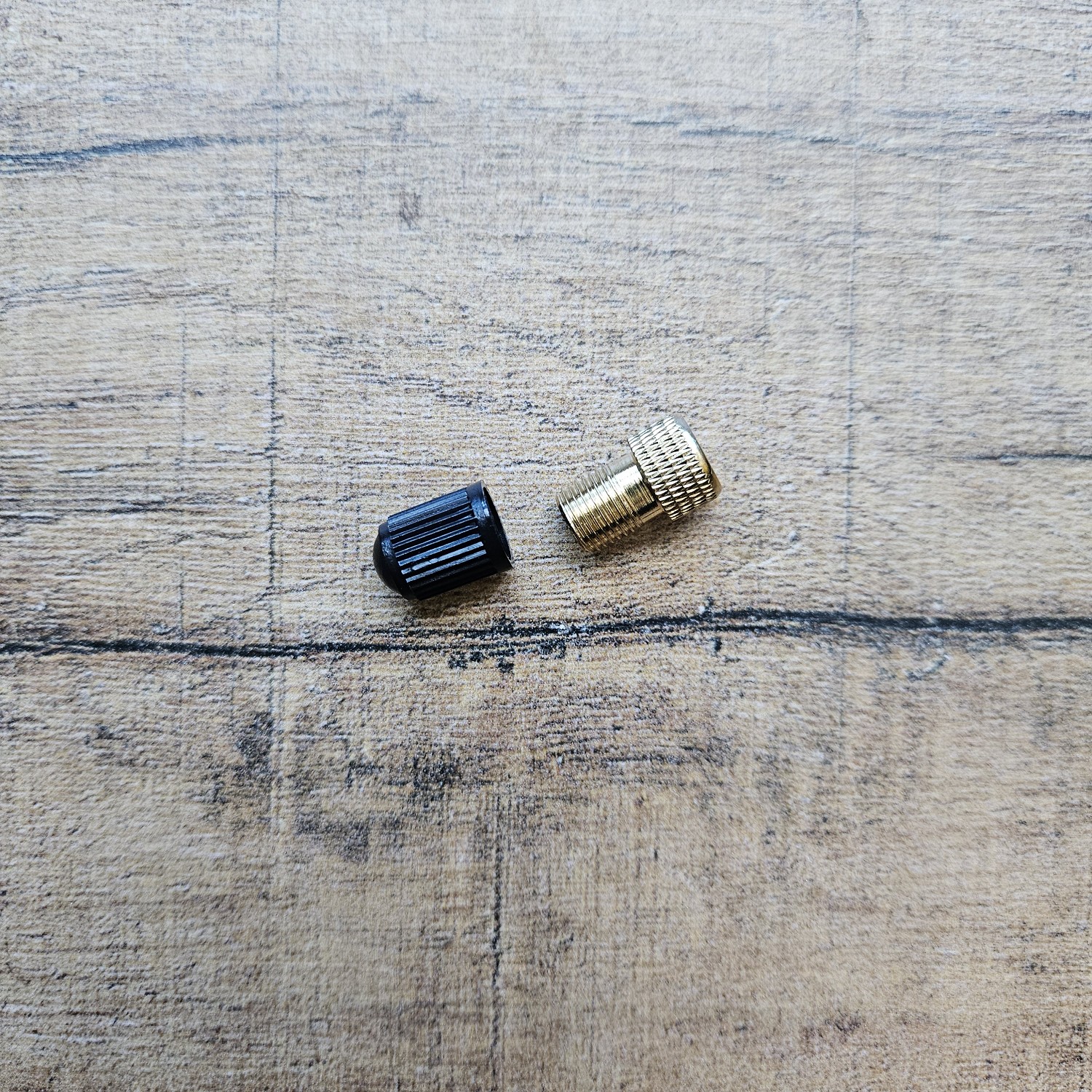 Ventil Adapter Fahrrad | Auto Presta Schrader Adapter + Ventilkappe 2 teilig SET