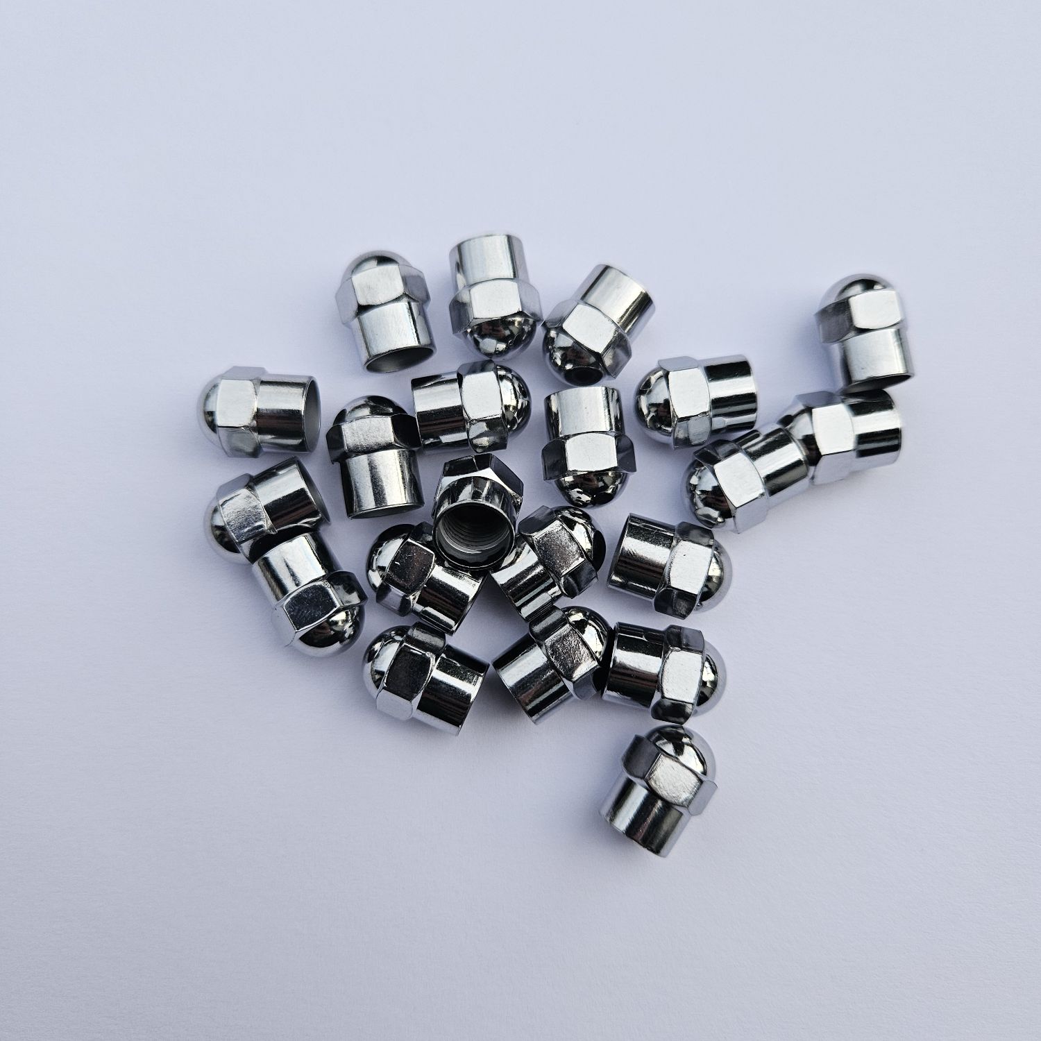 Ventilkappen silber/ chrom Kunststoff